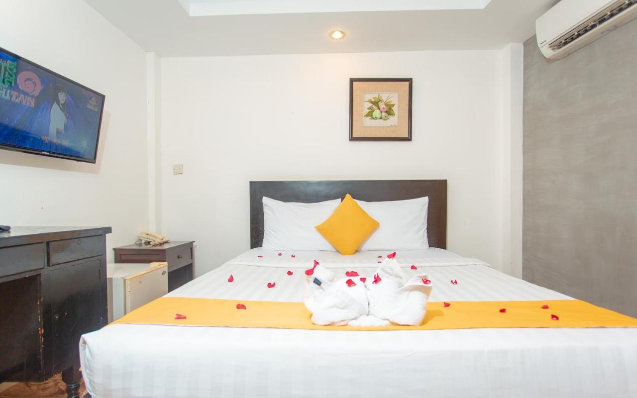 Best Central Point Hotel Phnom Penh Exterior photo