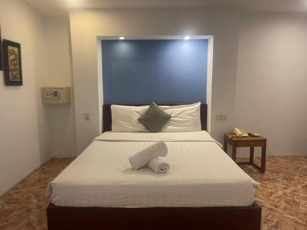 Best Central Point Hotel Phnom Penh Exterior photo