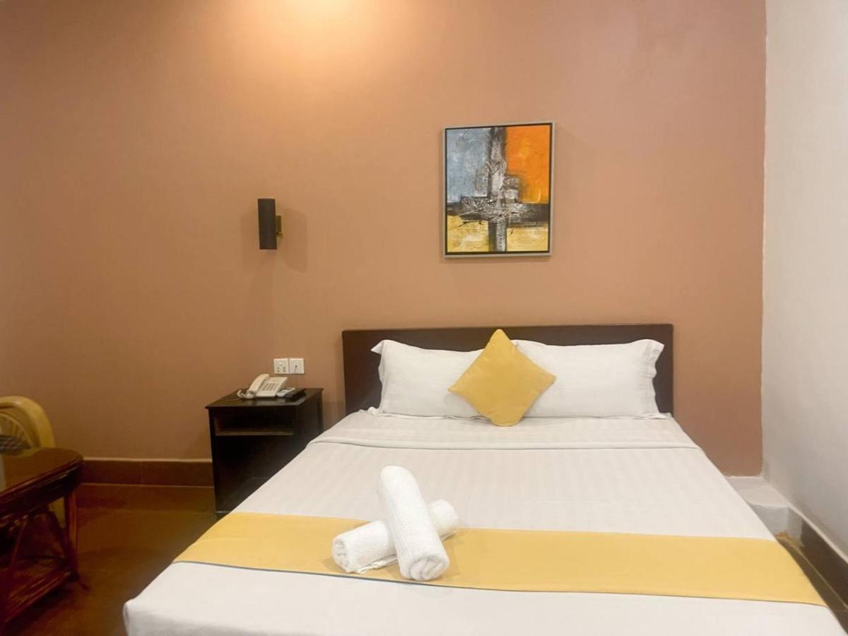 Best Central Point Hotel Phnom Penh Exterior photo