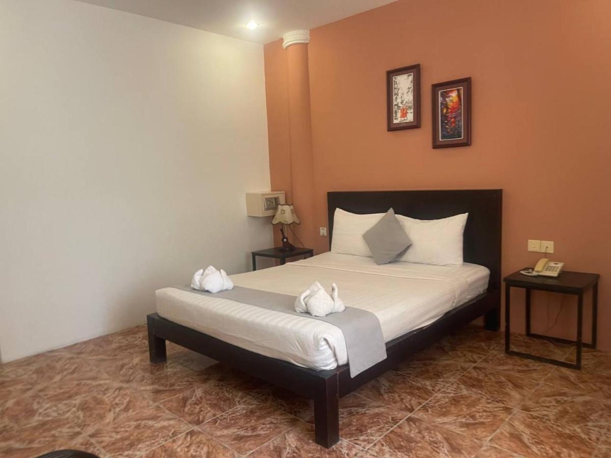 Best Central Point Hotel Phnom Penh Exterior photo